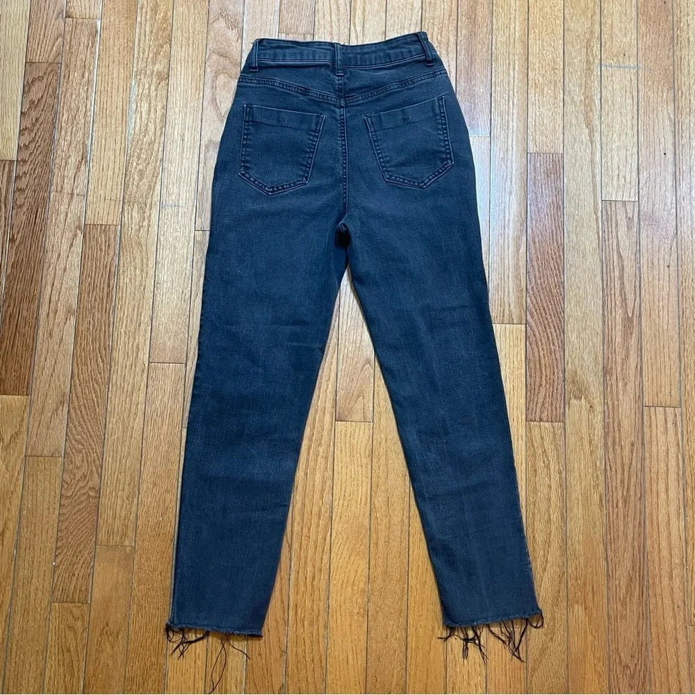 Vanilla Star Black Distressed Mom Jeans Size 1 High Rise Ripped Knees Frayed Hem
